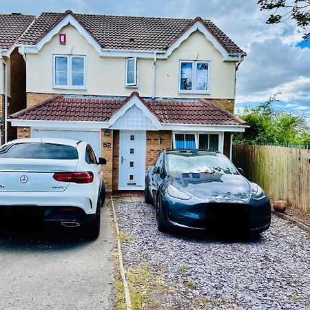 Villa Luxury 4 Bed House In Coventry Extérieur photo